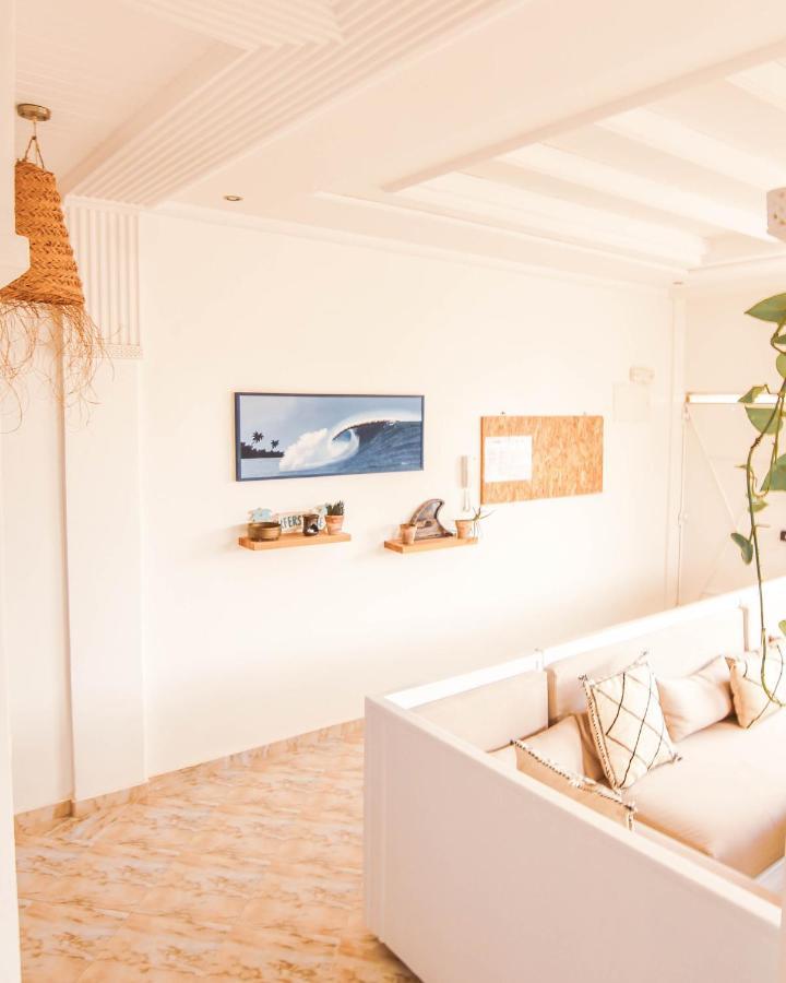 Bed and Breakfast Sunshine Surf Morocco à Tamraght Extérieur photo