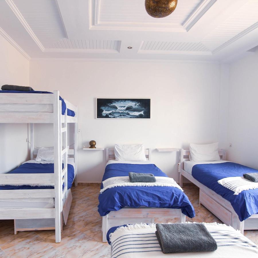 Bed and Breakfast Sunshine Surf Morocco à Tamraght Extérieur photo