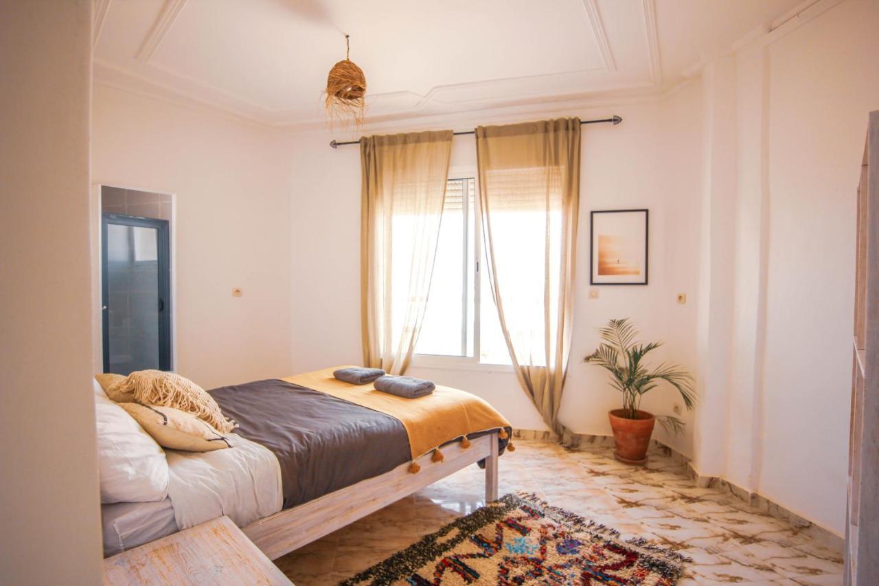 Bed and Breakfast Sunshine Surf Morocco à Tamraght Extérieur photo