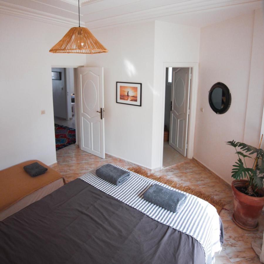 Bed and Breakfast Sunshine Surf Morocco à Tamraght Extérieur photo